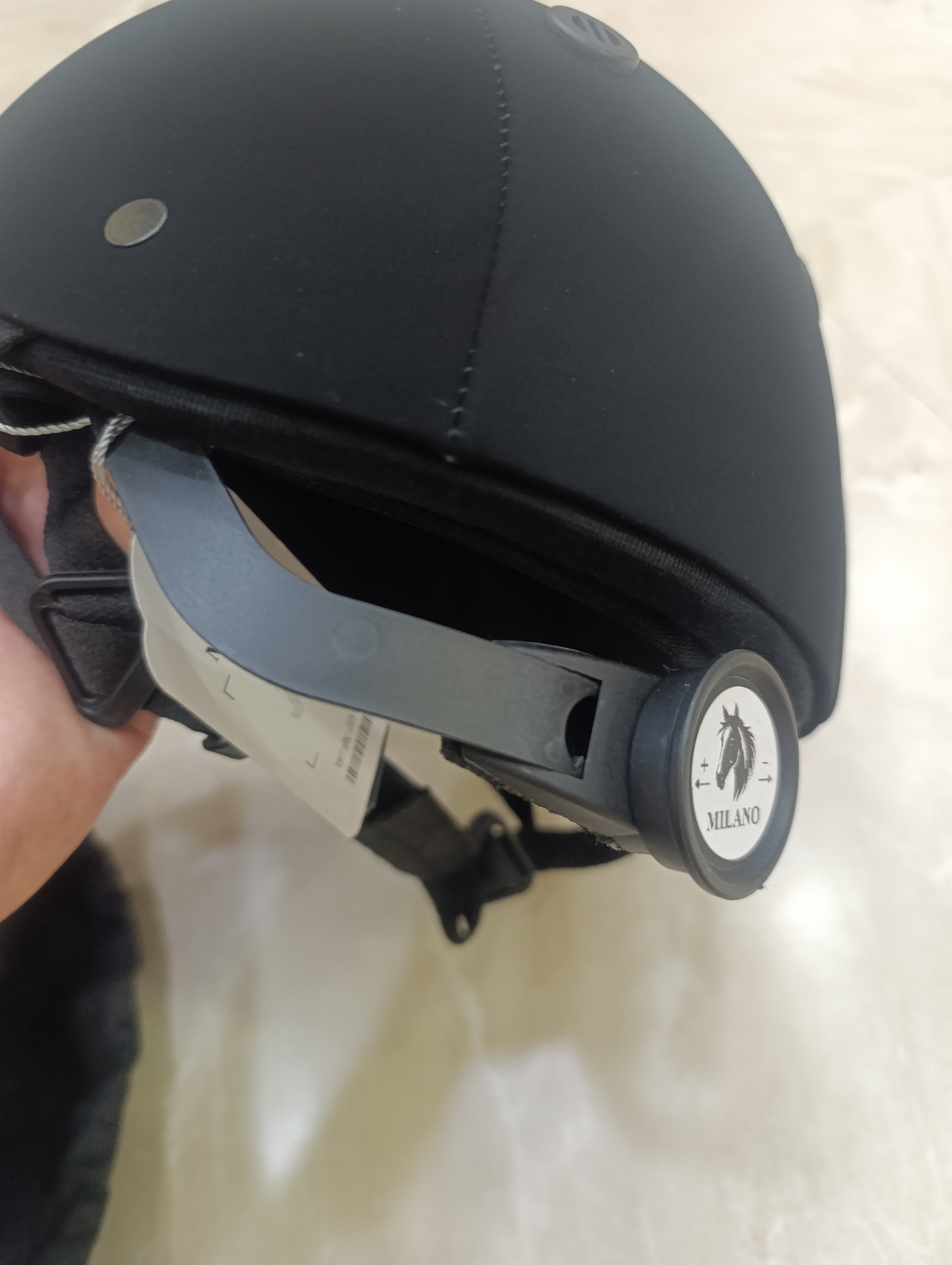 کلاه سوارکاری